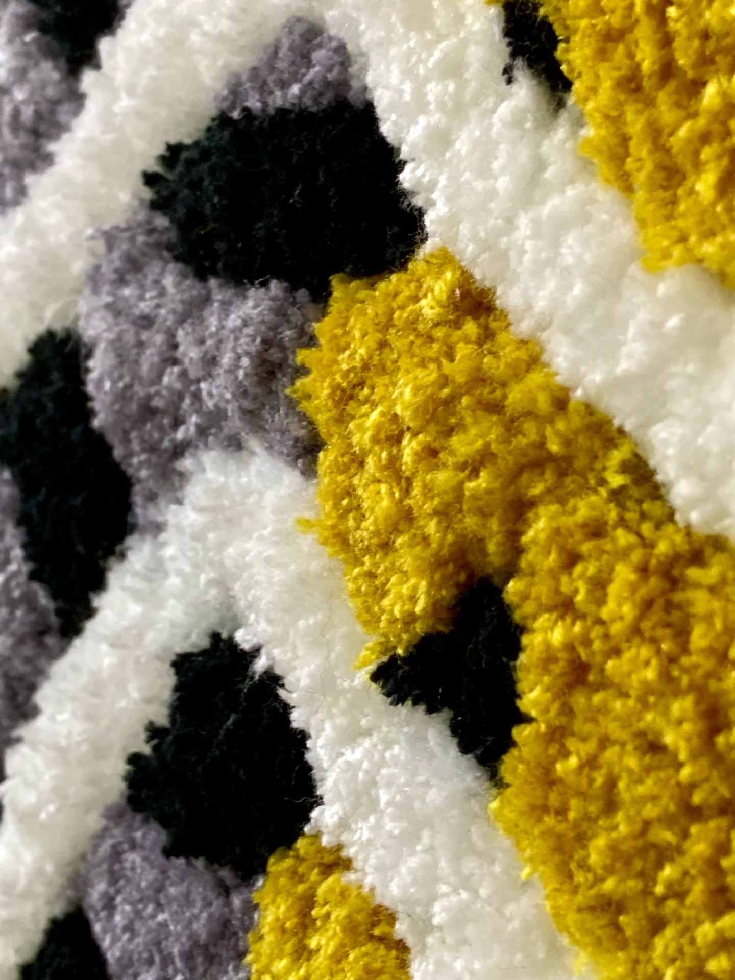 The yellow one - LUGI