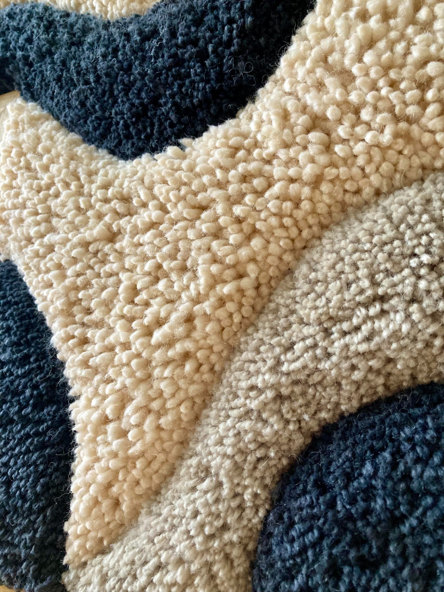 Croix de pharmacie - hiver - LUGI