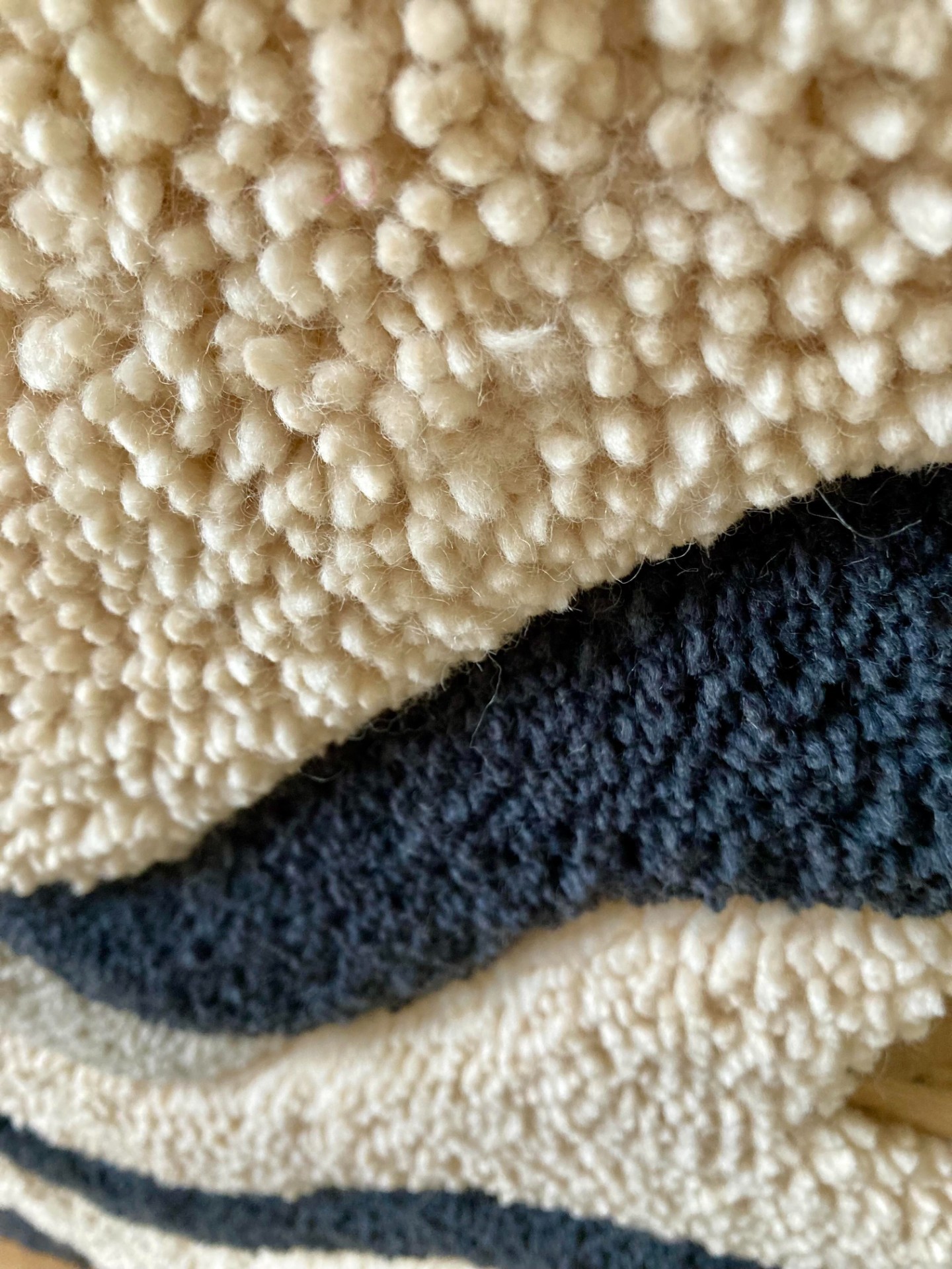 Croix de pharmacie - hiver - LUGI